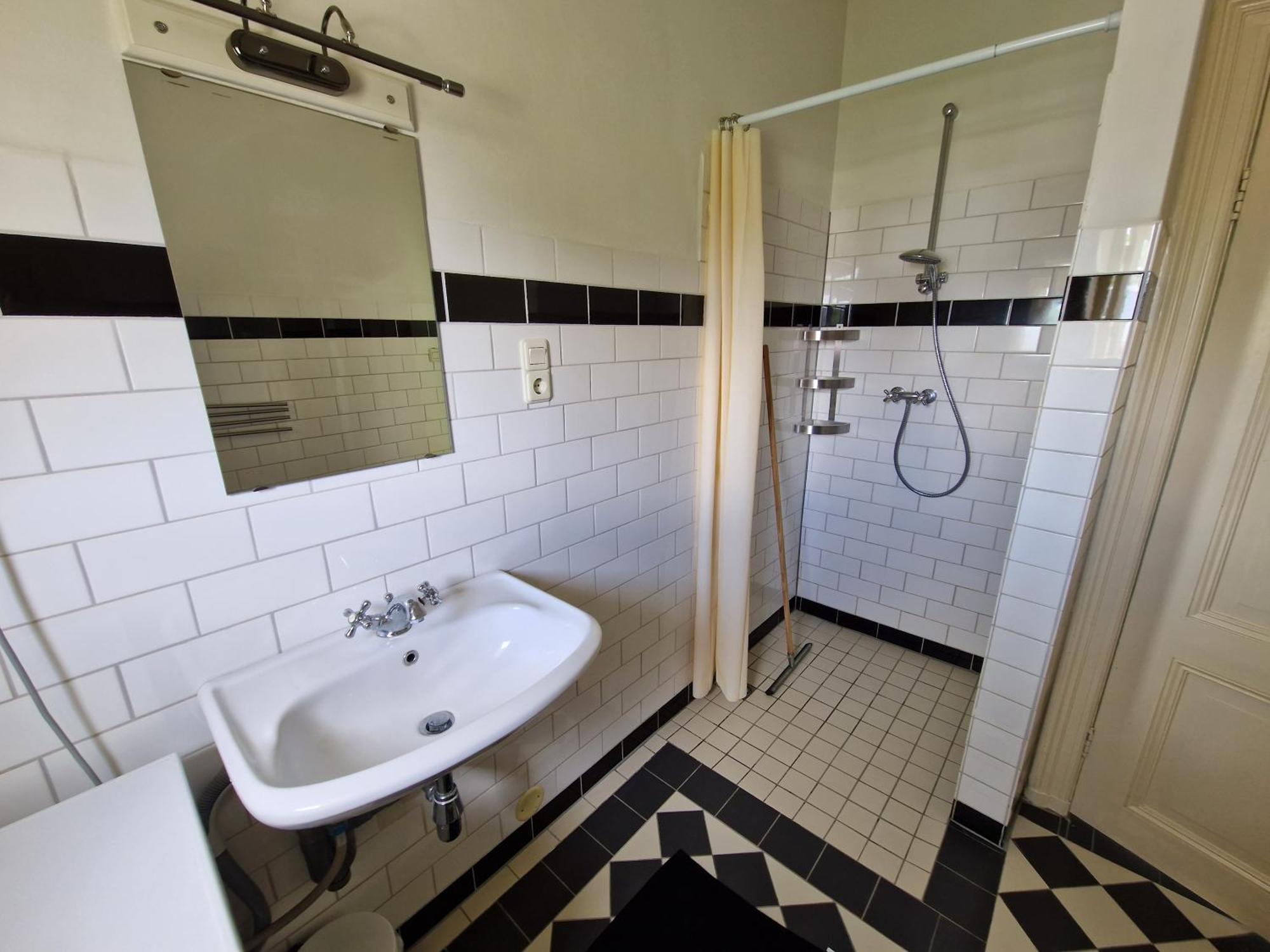 J&J Hotel Nijmegen Eksteriør billede